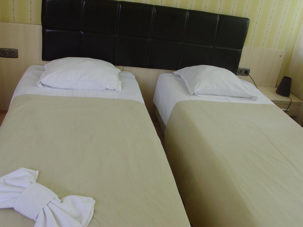 Eski Zaara Hostel Στάρα Ζαγόρα Δωμάτιο φωτογραφία